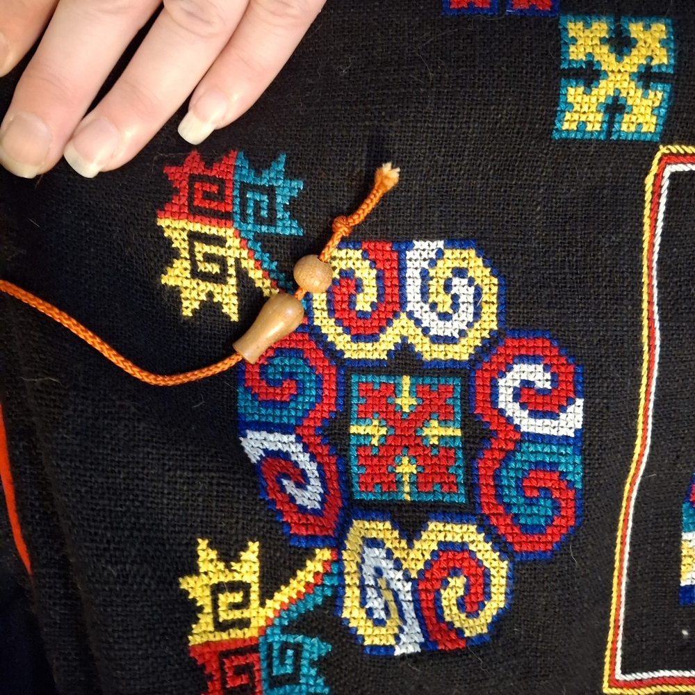 Embroidered Abstract Reversible Jacket. - Picture 16 of 16